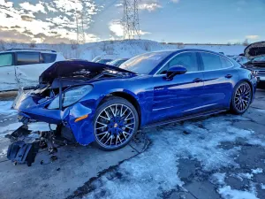 Porsche Panamera 4S E-HYBRID 2.9L 6 2025