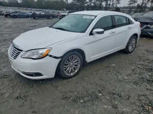Chrysler 200 LIMITED 2.4L 4 2011