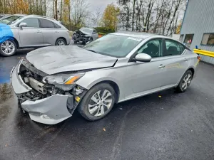 Nissan Altima S 2.5L 4 2020