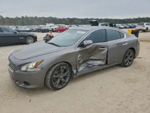Nissan Maxima S 3.5L 6 2014