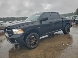 RAM 1500 ST 5.7L 8 2018