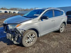 Toyota Rav4 LE 2.5L 4 2017