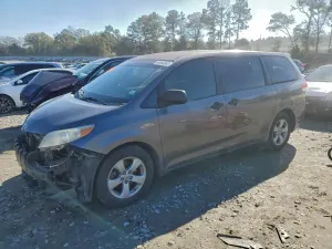 Toyota Sienna 3.5L 6 2011