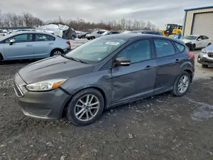 Ford Focus SE 2.0L 4 2015