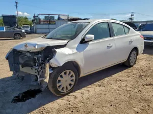 Nissan Versa S 1.6L 4 2015