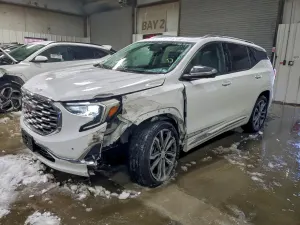 GMC Terrain DENALI 2.0L 4 2020