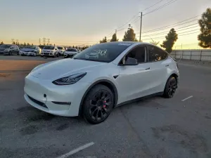 Tesla Model Y 2023