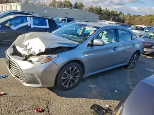 Toyota Avalon XLE 3.5L 6 2016