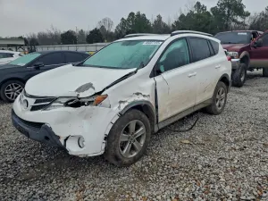 Toyota Rav4 XLE 2.5L 4 2015