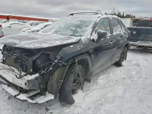 Toyota Rav4 LE 2.5L 4 2022