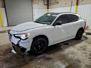 Alfa Romeo Stelvio TI 2.0L 4 2021