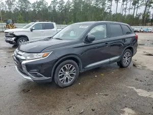Mitsubishi Outlander SE 2.4L 4 2018
