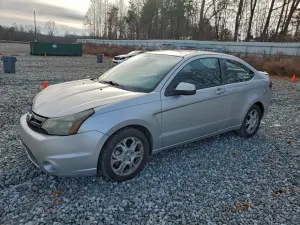Ford Focus SE 2.0L 4 2009