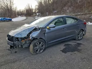 Hyundai Elantra SEL 2.0L 4 2018
