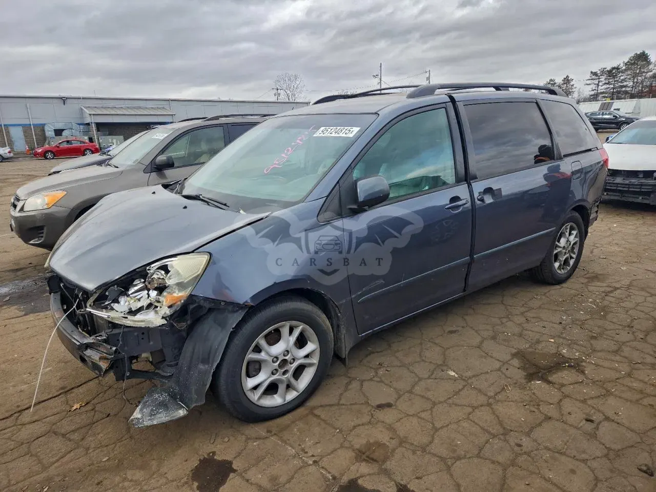 Toyota Sienna XLE 3.3L 6 2006