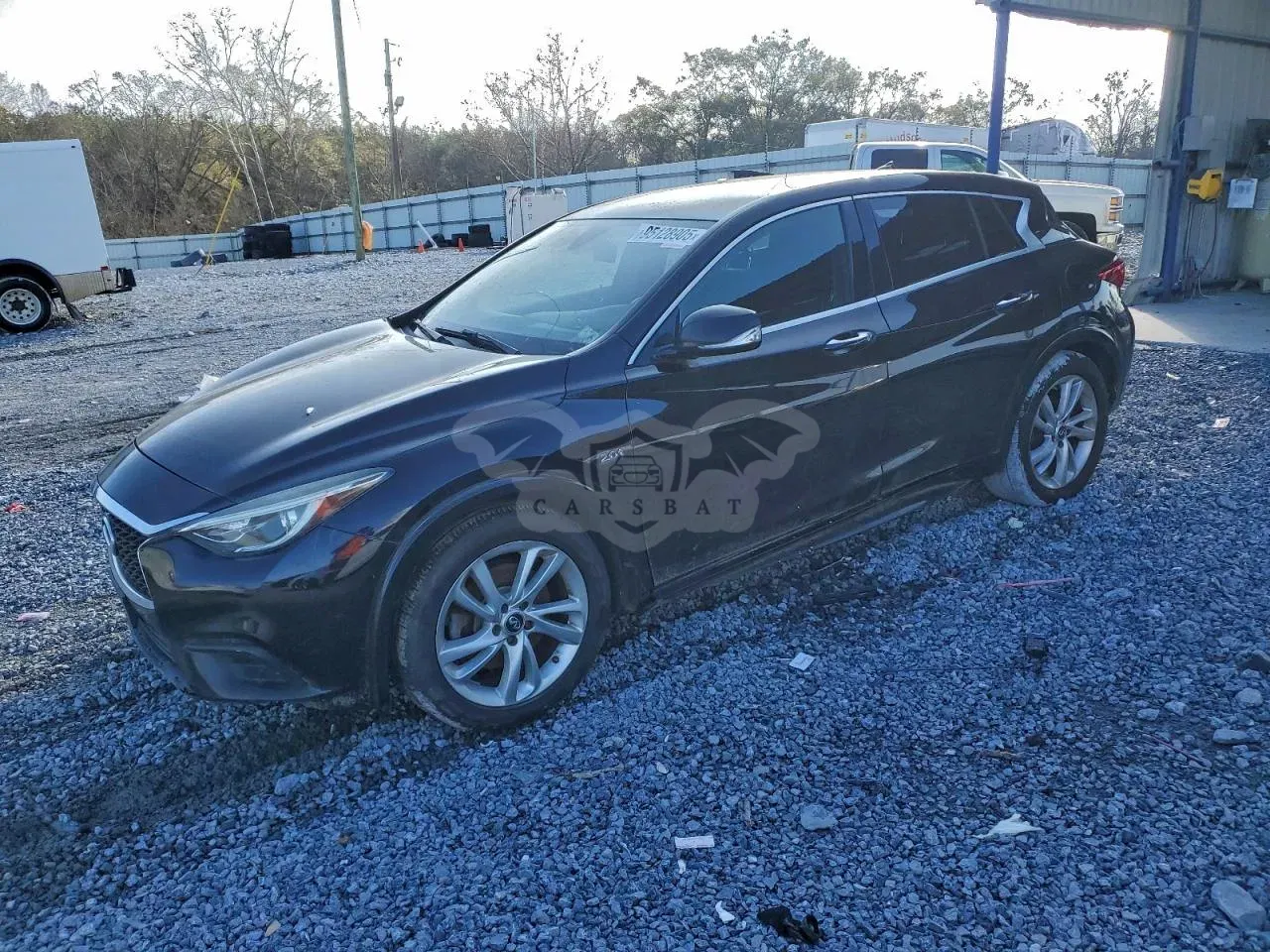 Infiniti QX30 BASE 2.0L 4 2017