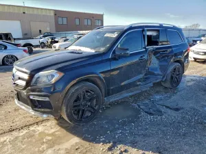 Mercedes-Benz GL 550 4MATIC 4.6L 8 2016