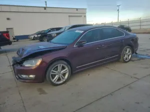 Volkswagen Passat SEL 2.0L 4 2013