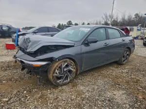 Hyundai Elantra SEL SPORT 2.0L 4 2025