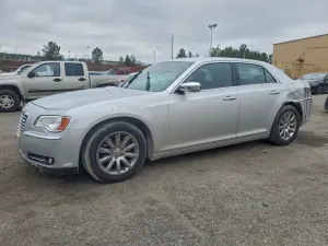 Chrysler 300 LIMITED 3.6L 6 2012