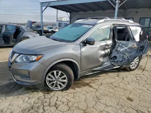 Nissan Rogue S 2.5L 4 2020