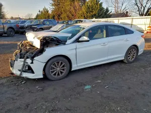 Hyundai Sonata SE 2.4L 4 2019