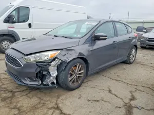 Ford Focus SE 2.0L 4 2015