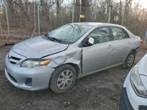 Toyota Corolla BASE 1.8L 4 2011