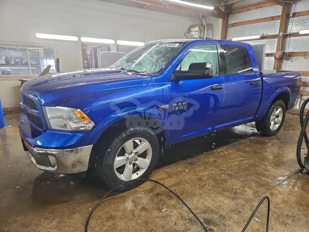 RAM 1500 SLT 5.7L 8 2015