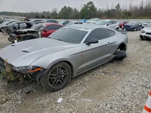 Ford Mustang 2.3L 4 2021