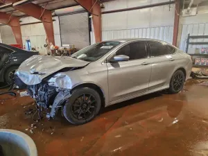 Chrysler 200 LIMITED 2.4L 4 2015