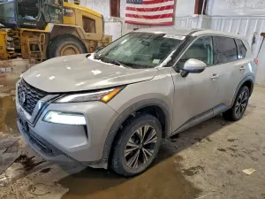 Nissan Rogue SV 2.5L 4 2021