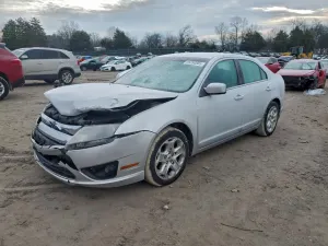 Ford Fusion SE 3.0L 6 2011