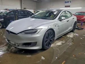 Tesla Model S 2016