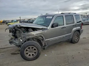 Jeep Liberty SPORT 3.7L 6 2012