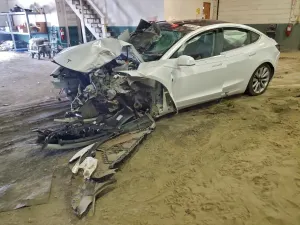 Tesla Model 3 2018