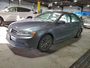 Volkswagen Jetta SPORT 1.8L 4 2016