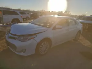 Toyota Avalon HYBRID 2.5L 4 2013