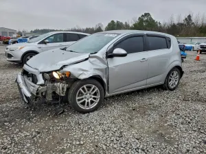 Chevrolet Aveo (Sonic) LT 1.8L 4 2012