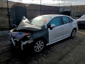 Toyota Corolla LE 1.8L 4 2021