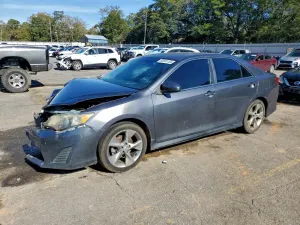 Toyota Camry SE 3.5L 6 2012