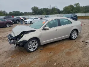 Ford Fusion SE 2.5L 4 2010