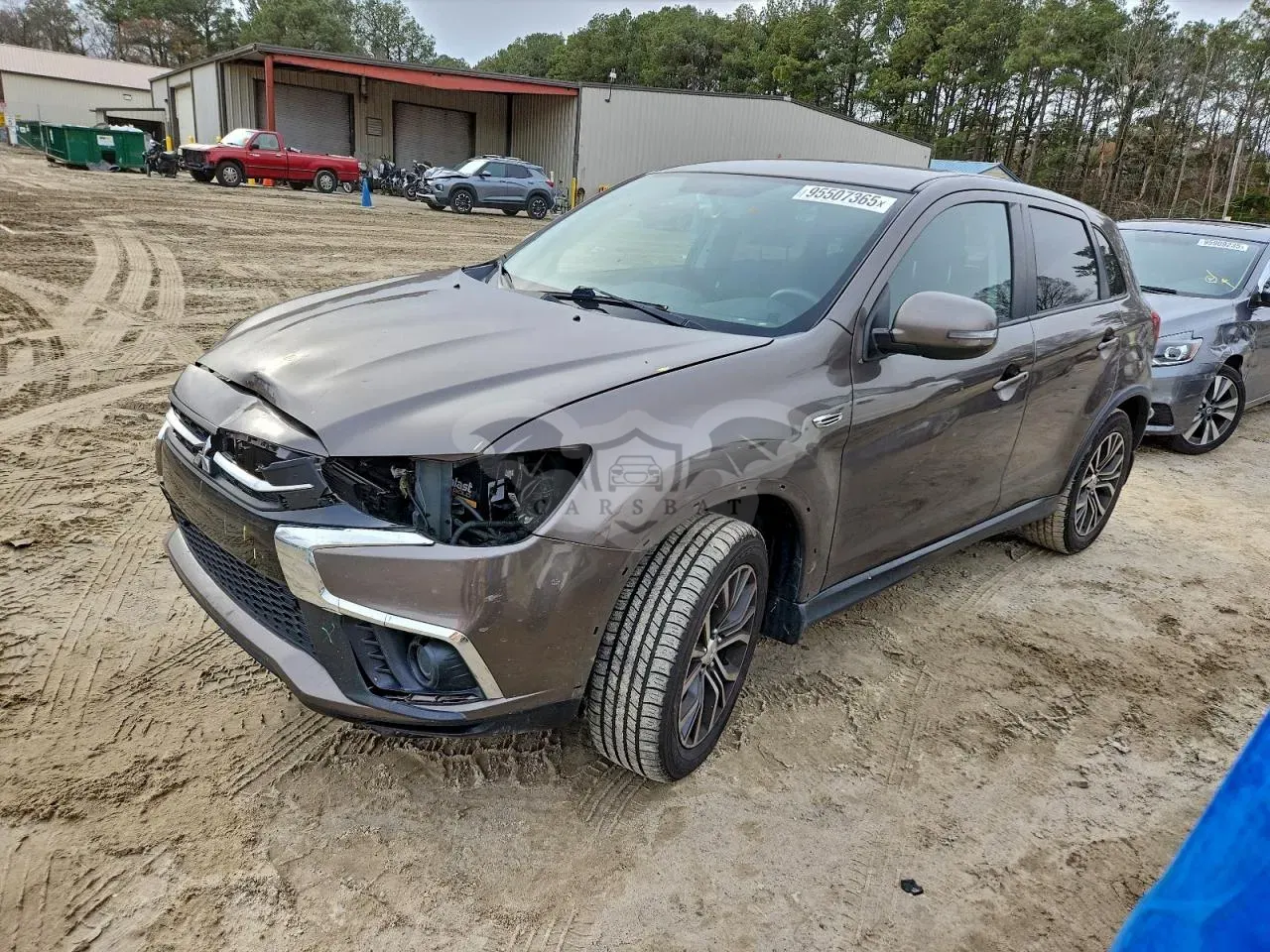 Mitsubishi Outlander ES 2.0L 4 2019