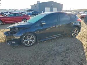 Ford Focus ST 2.0L 4 2016