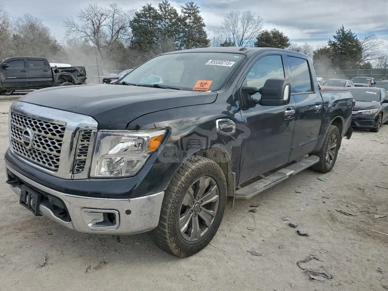 Nissan Titan SV 5.6L 8 2017