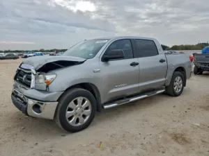 Toyota Tundra CREWMAX SR5 4.6L 8 2012
