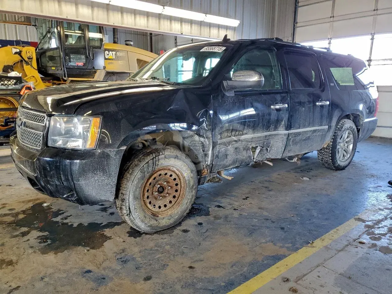 Chevrolet Suburban K1500 LTZ 5.3L 8 2013