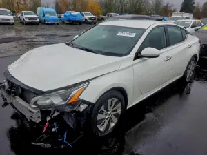 Nissan Altima S 2.5L 4 2019