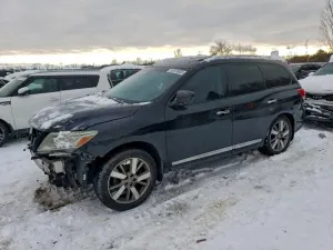 Nissan Pathfinder S 3.5L 6 2014