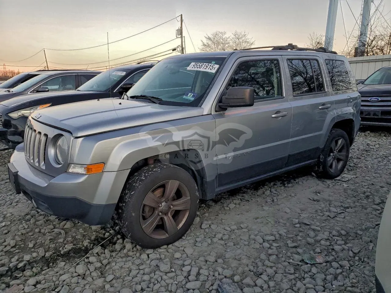 Jeep Patriot LATITUDE 2.4L 4 2015
